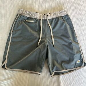 Vuori Kore Shorts blue size medium